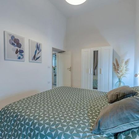 Appartamento Nest 27 Lecce Esterno foto